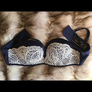 Victoria's Secret Bombshell Bra new